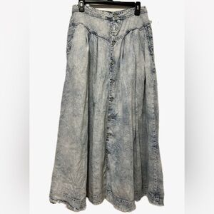 ✨RARE✨ FREE PEOPLE Jean Skirt, Size: 6